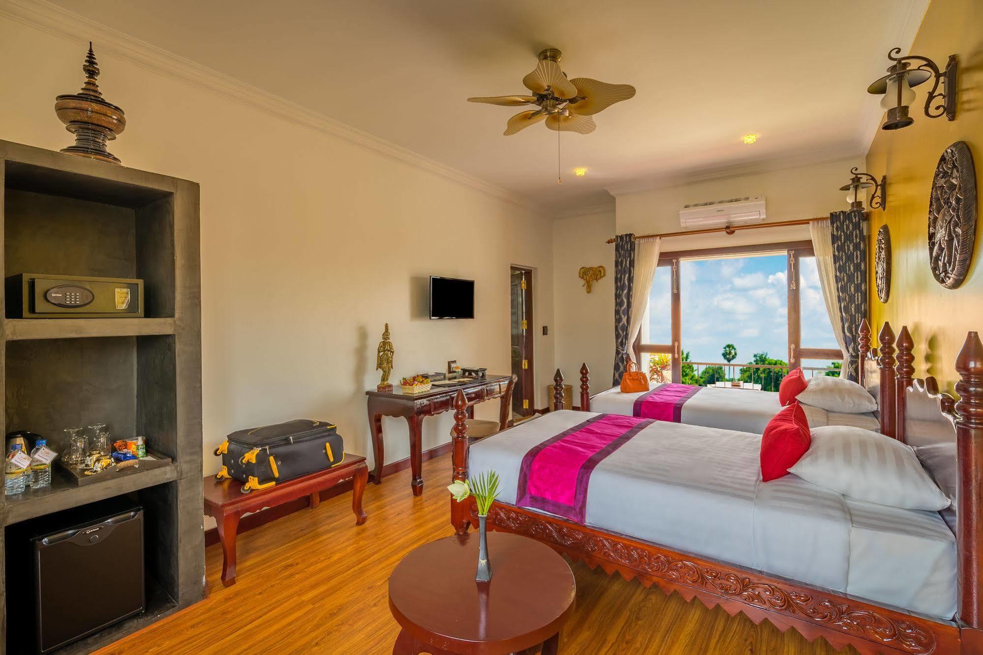 Beyond Yangon Inn Сием Реап Екстериор снимка